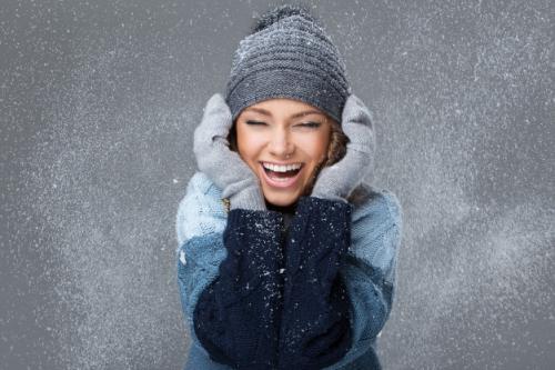 cute-girl-with-snowflakes-having-good-time_144627-3298